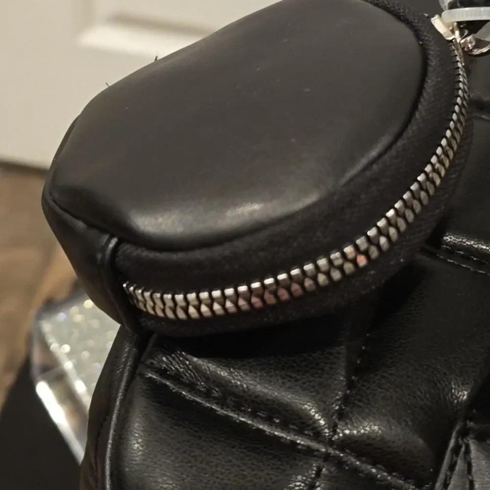 Steve Madden Quilted Zip- Around Cosmetic Case‎ w/Detachable Coin Wallet